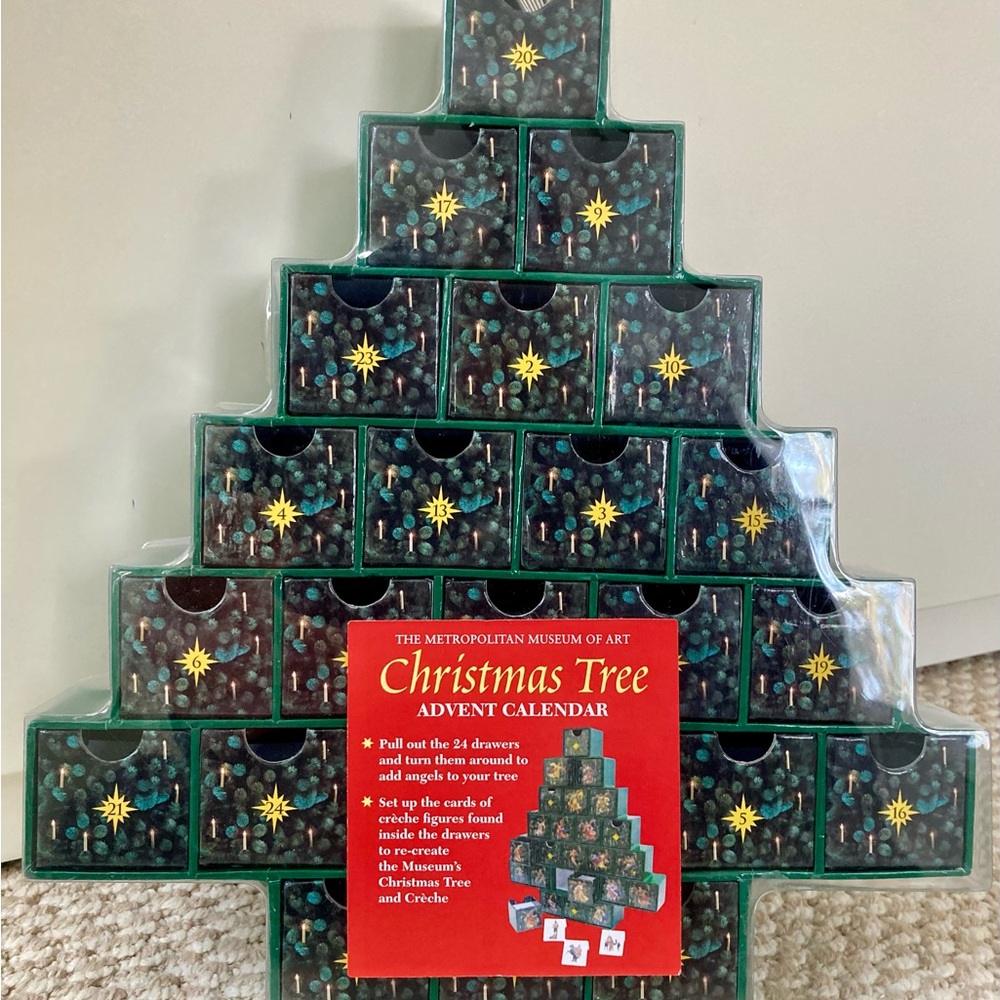 The Metropolitan Museum of Art Christmas Tree Advent Calendar